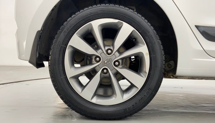 2016 Hyundai Elite i20 ASTA 1.2 (O), Petrol, Manual, 34,107 km, Right Rear Wheel
