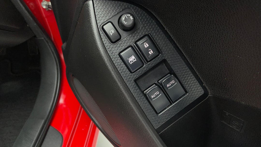 2013 Toyota 86 Gt, Manual, 93313 km, Drivers Side Door Panel Controls