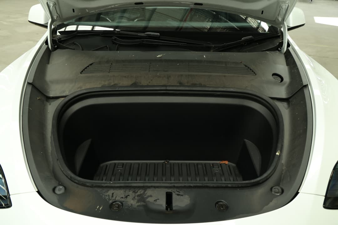 2023 Tesla Model Y Rear-wheel Drive, Automatic, 41628 km, Open Bonnet (Engine)