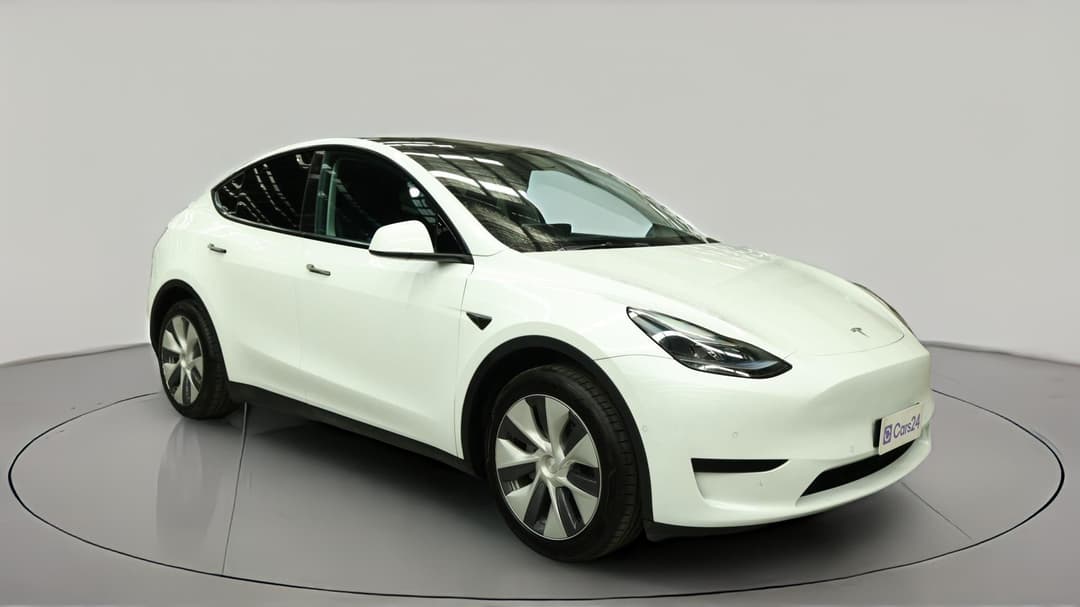 2023 Tesla Model Y Rear-wheel Drive, Automatic, 41628 km, Right Front Diagonal (45- Degree) View