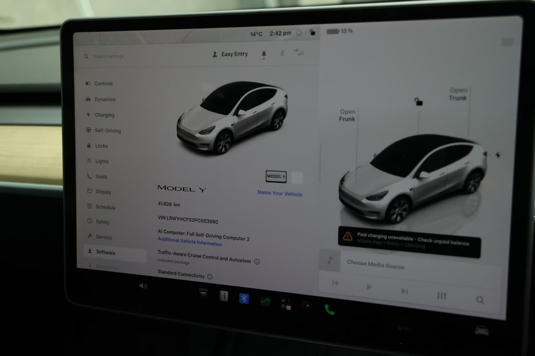 2023 Tesla Model Y Rear-wheel Drive, Automatic, 41628 km, Odometer View