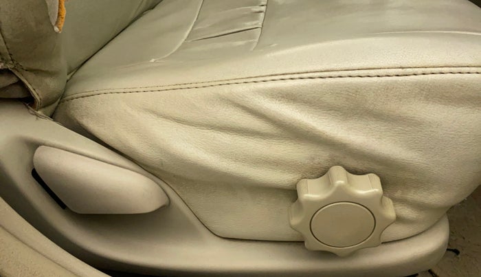 2011 Toyota Corolla Altis G PETROL, Petrol, Manual, 86,568 km, Driver Side Adjustment Panel