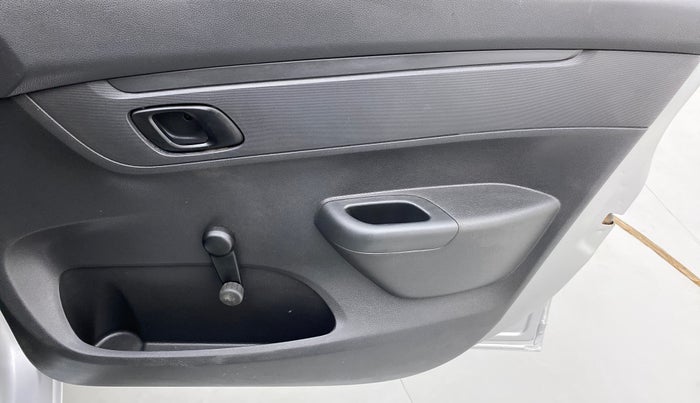 2016 Renault Kwid RXL, Petrol, Manual, 20,428 km, Driver Side Door Panels Controls