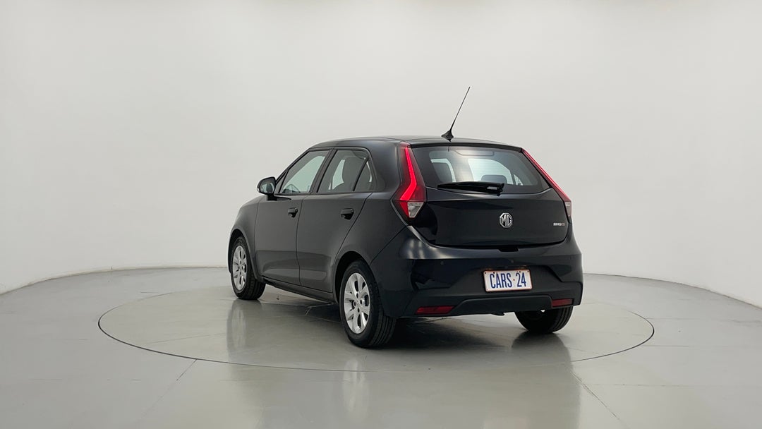 Left Back Diagonal (45- Degree) View