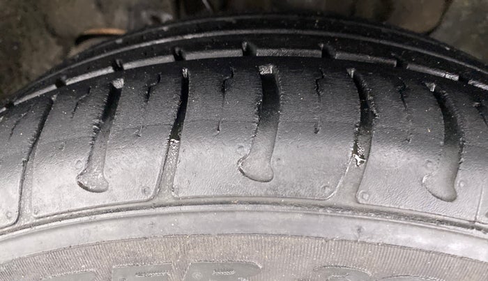 2018 Tata Tiago XZ 1.2 REVOTRON, Petrol, Manual, 31,615 km, Left Front Tyre Tread