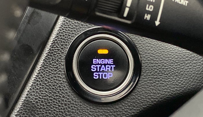 2016 Hyundai i20 Active 1.4 SX, Diesel, Manual, 50,567 km, Keyless Start/ Stop Button