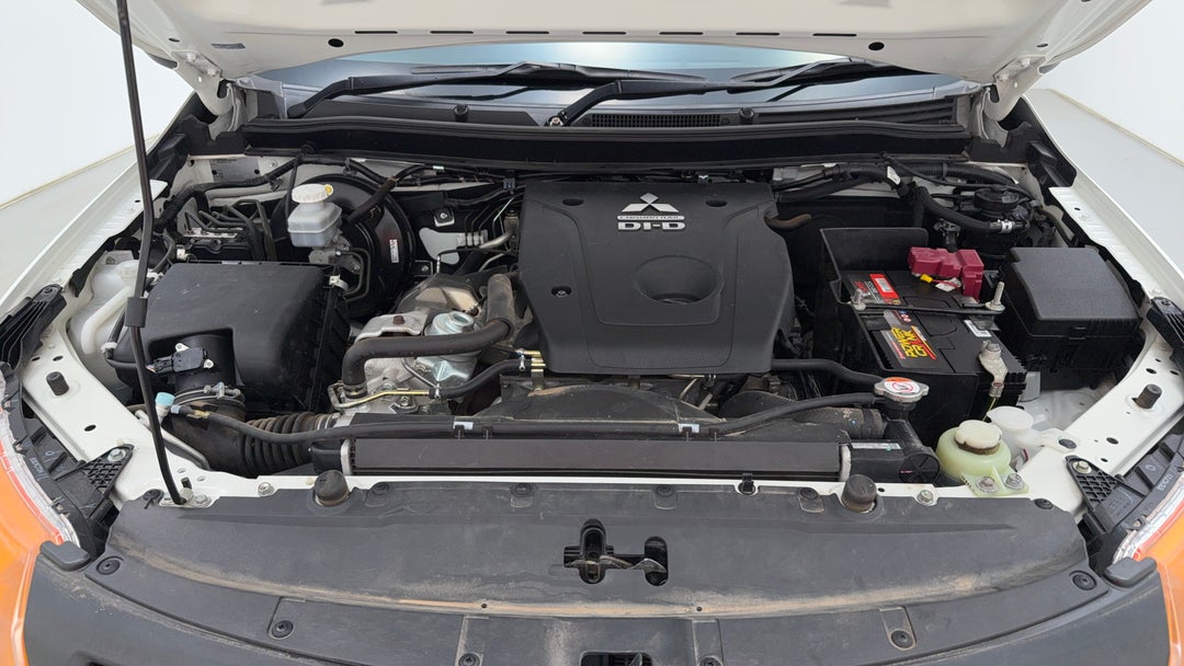 Open Bonnet (Engine)