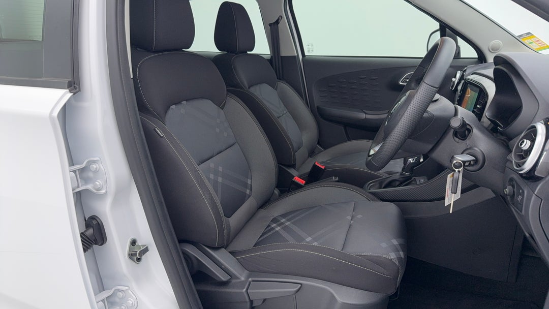 2024 MG Mg3 Auto Core, Automatic, 8999 km, Right Side Front Door Cabin View