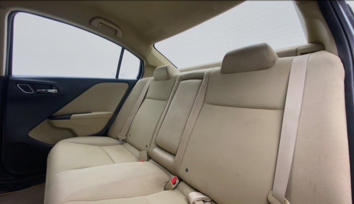 2019 Honda City V MT PETROL, Petrol, Manual, 59,607 km, Right Side Rear Door Cabin