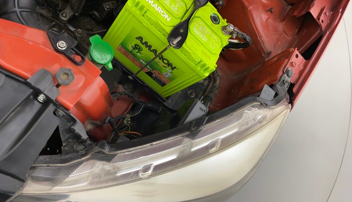 2016 Maruti Celerio ZXI AMT, Petrol, Automatic, 1,05,469 km, Left headlight - Clamp has minor damage