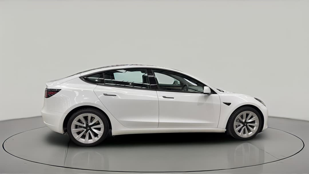 2021 Tesla Model 3 Long Range AWD, Automatic, 48744 km, Right Side View