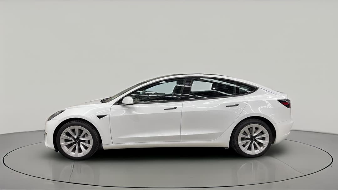 2021 Tesla Model 3 Long Range AWD, Automatic, 48744 km, Left Side View