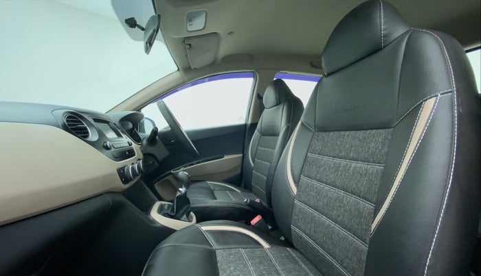 2017 Hyundai Grand i10 SPORTZ 1.2 KAPPA VTVT, Petrol, Manual, 9,253 km, Right Side Front Door Cabin View