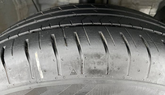2021 Hyundai Creta E, Diesel, Manual, 12,698 km, Right Front Tyre Tread