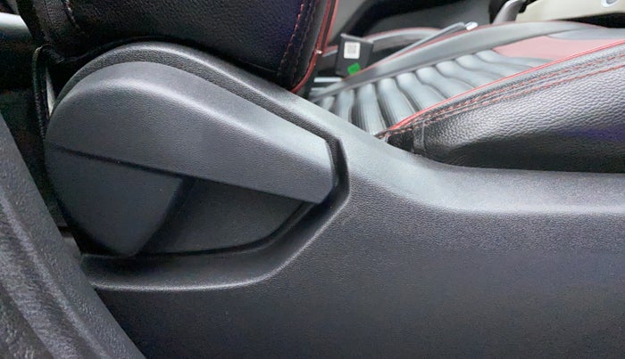 2021 Nissan MAGNITE XL Turbo CVT, Petrol, Automatic, 16,384 km, Driver Side Adjustment Panel