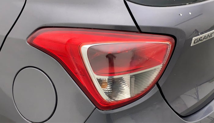 2017 Hyundai Grand i10 MAGNA AT 1.2 KAPPA VTVT, Petrol, Automatic, 57,438 km, Left tail light - Reverse gear light not functional
