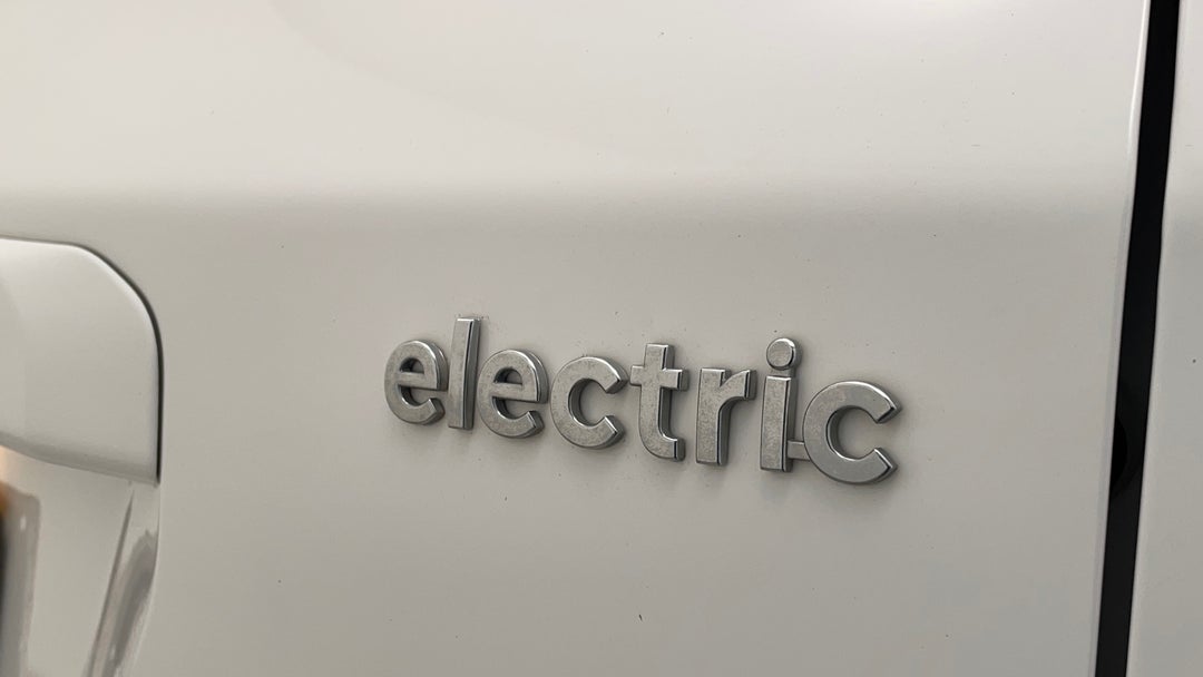 Badge (Boot Right Side)