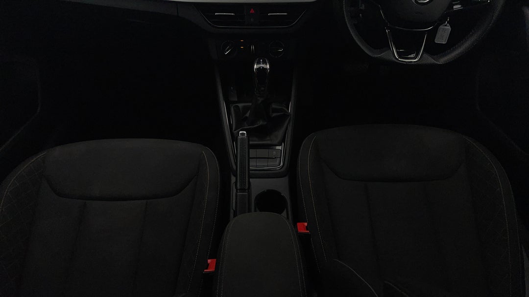 2022 SKODA Scala 110tsi Ambition, Automatic, 45907 km, Center Console