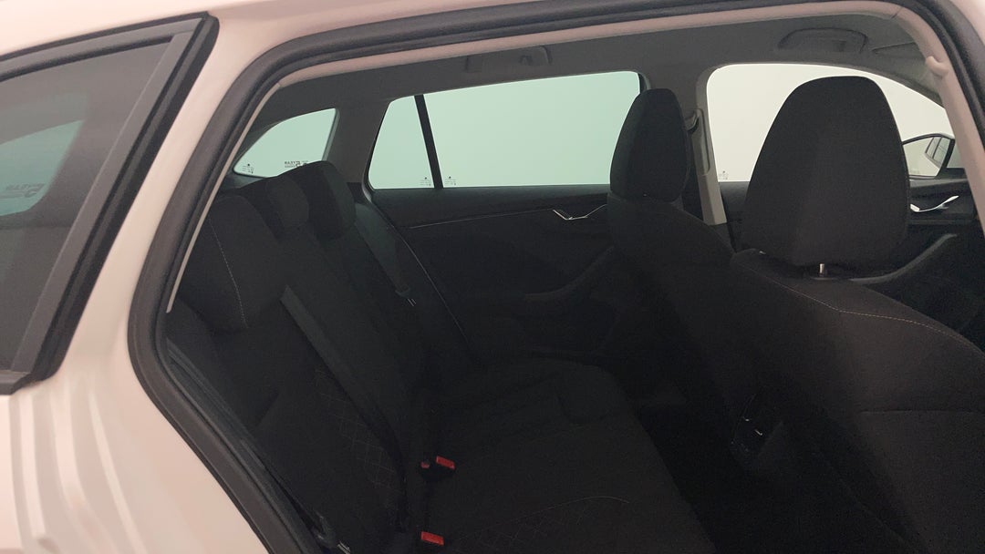 2022 SKODA Scala 110tsi Ambition, Automatic, 45907 km, Right Side Rear Door Cabin View