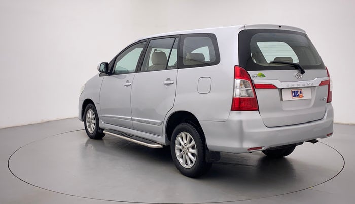 2014 Toyota Innova 2.5 VX 8 STR BS IV, Diesel, Manual, 84,292 km, Left Back Diagonal