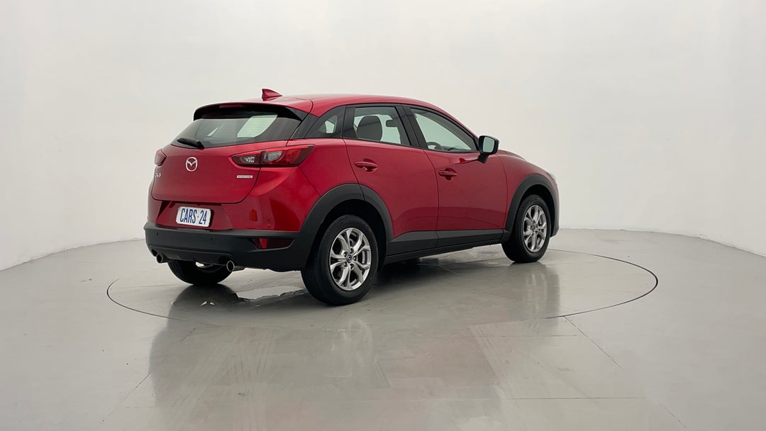 Right Back Diagonal (45- Degree) View