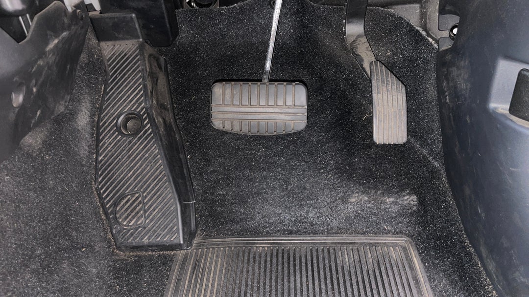 Pedals and Footmat