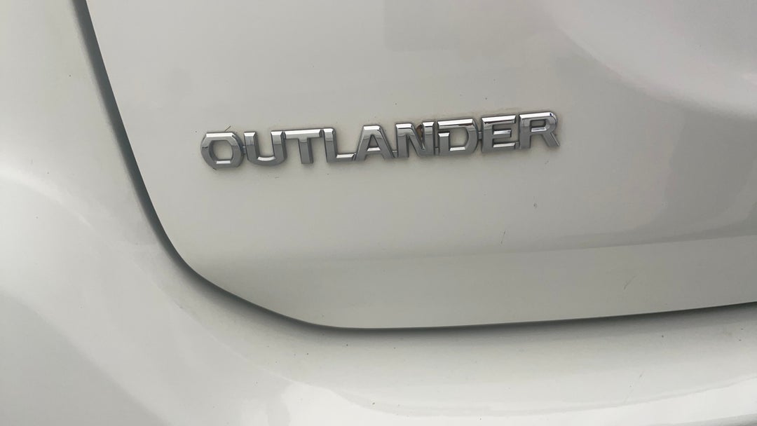 Badge (Boot Left Side)