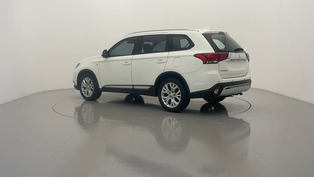 Left Back Diagonal (45- Degree) View