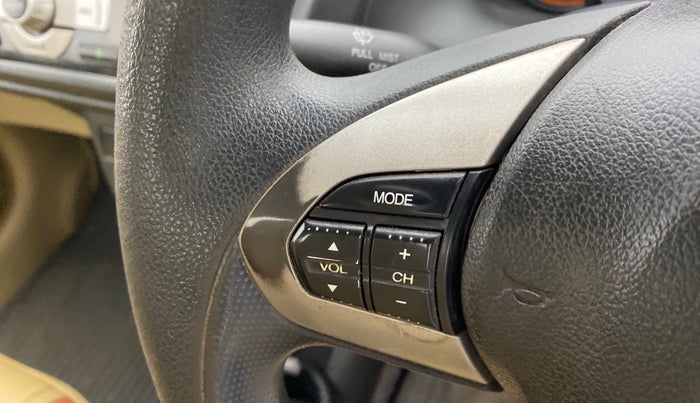 2014 Honda Amaze 1.2 SX MT I VTEC, Petrol, Manual, 54,530 km, Steering wheel - Sound system control not functional