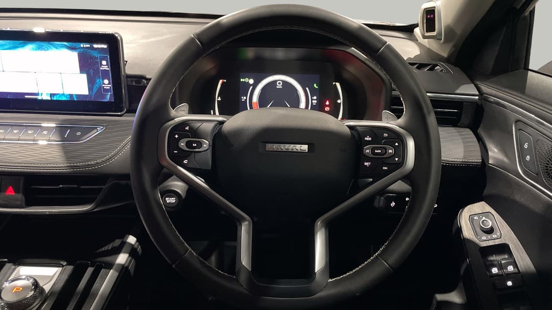 2025 GWM Haval Jolion Lux, Automatic, 20884 km, Steering Wheel Close-up