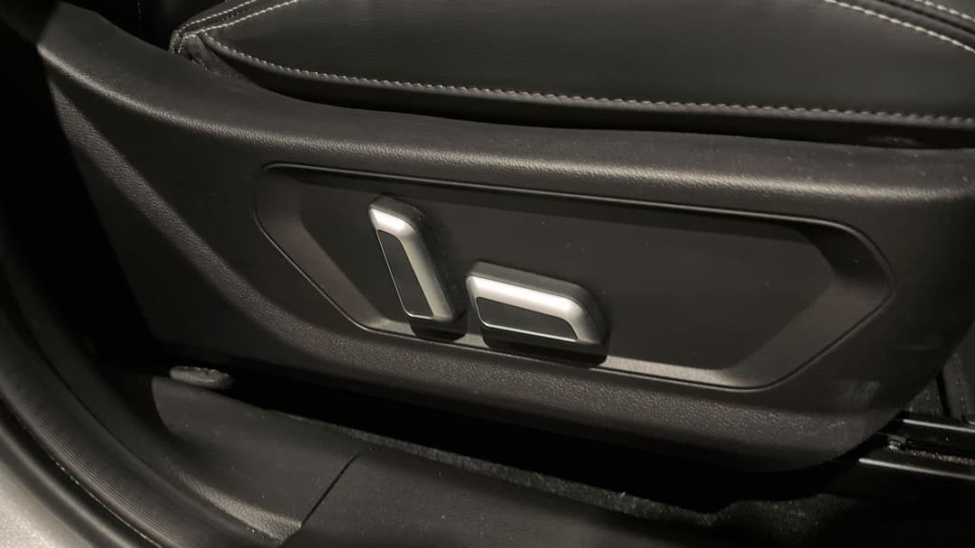 2025 GWM Haval Jolion Lux, Automatic, 20884 km, Drivers Side Adjustment Panel