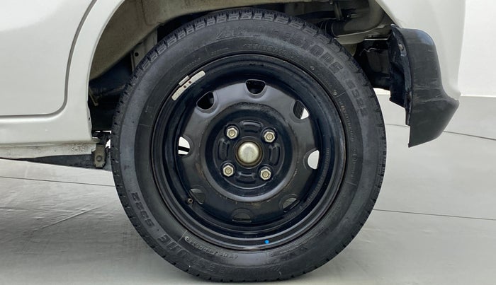 2017 Maruti Alto K10 VXI P, Petrol, Manual, 51,291 km, Left Rear Wheel