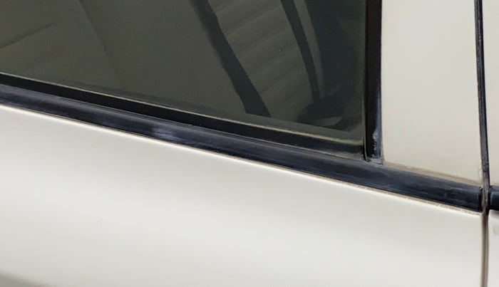 2011 Hyundai i20 SPORTZ (O) 1.2, Petrol, Manual, 95,664 km, Right rear door - Weather strip has minor damage
