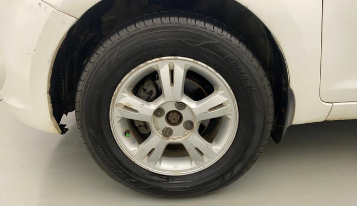2011 Hyundai i20 SPORTZ (O) 1.2, Petrol, Manual, 95,664 km, Left Front Wheel