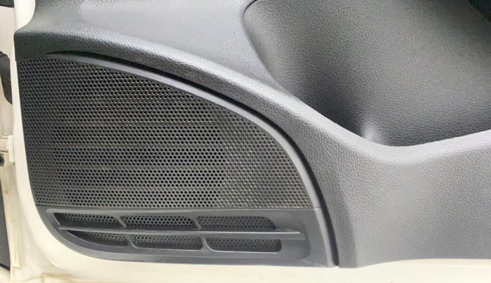2015 Volkswagen Polo TRENDLINE 1.2L PETROL, Petrol, Manual, 66,959 km, Speaker