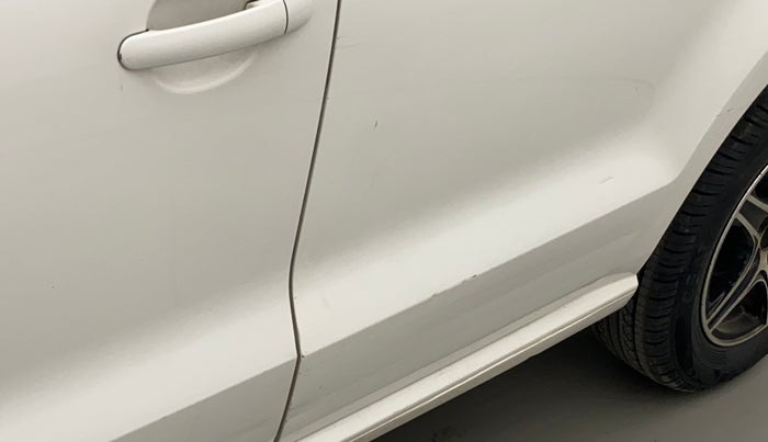 2015 Volkswagen Polo TRENDLINE 1.2L PETROL, Petrol, Manual, 66,959 km, Rear left door - Slightly dented