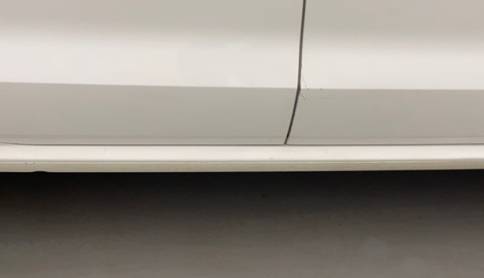 2015 Volkswagen Polo TRENDLINE 1.2L PETROL, Petrol, Manual, 66,959 km, Right running board - Minor scratches