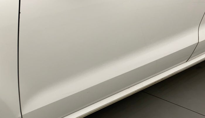 2015 Volkswagen Polo TRENDLINE 1.2L PETROL, Petrol, Manual, 66,959 km, Front passenger door - Minor scratches