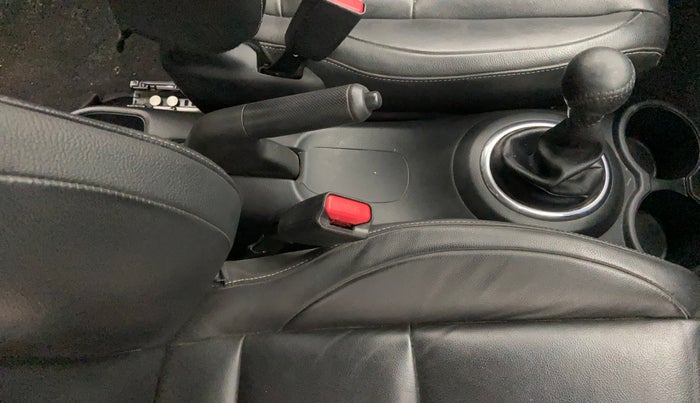 2018 Honda BR-V 1.5L I-VTEC VX, Petrol, Manual, 47,492 km, Gear Lever