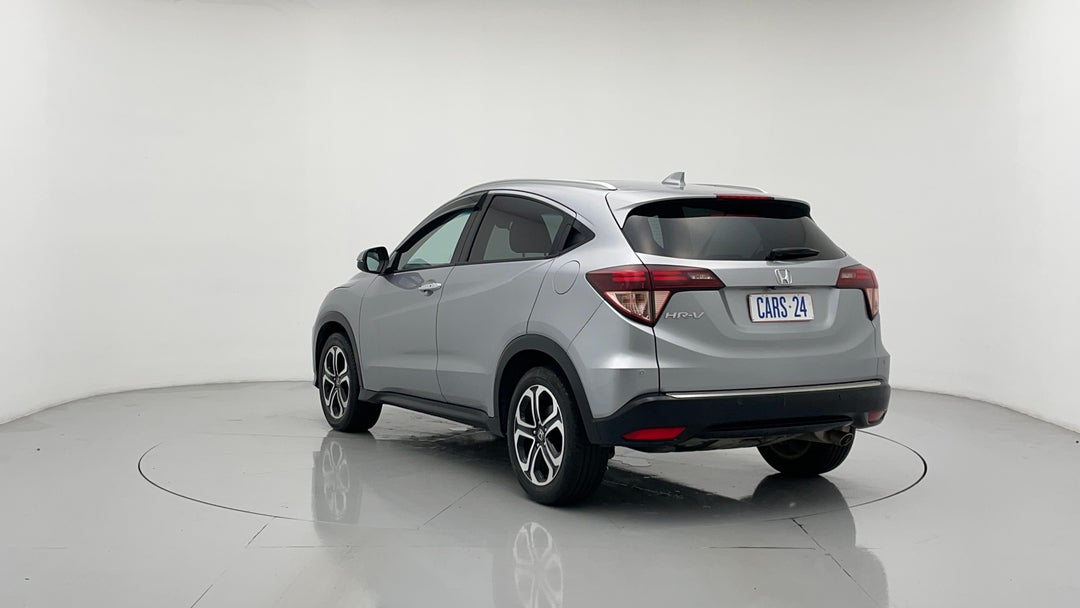 Left Back Diagonal (45- Degree) View