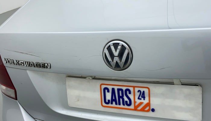 2011 Volkswagen Vento HIGHLINE 1.6 MPI, Petrol, Manual, 78,653 km, Dicky (Boot door) - Minor scratches