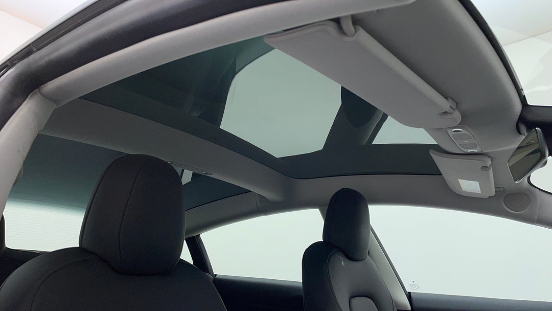 Interior Sunroof/Moonroof