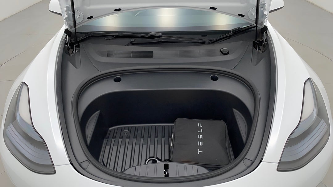 Open Bonnet (Engine)