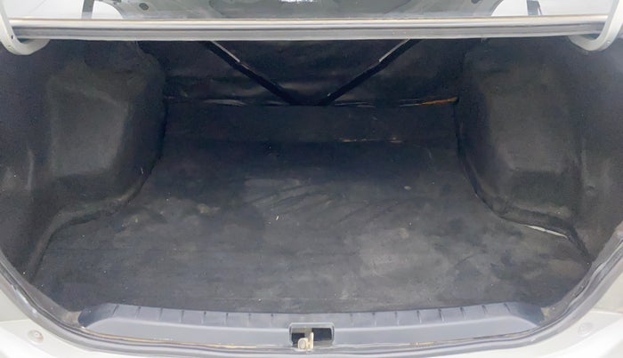 2012 Toyota Etios G, Petrol, Manual, 89,441 km, Boot Inside