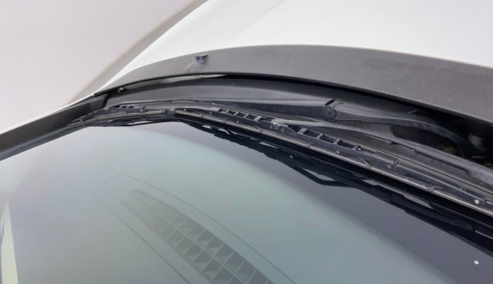 2017 Tata Zest XM 90PS DIESEL, Diesel, Manual, 44,998 km, Front windshield - Rubber blade broken or missing