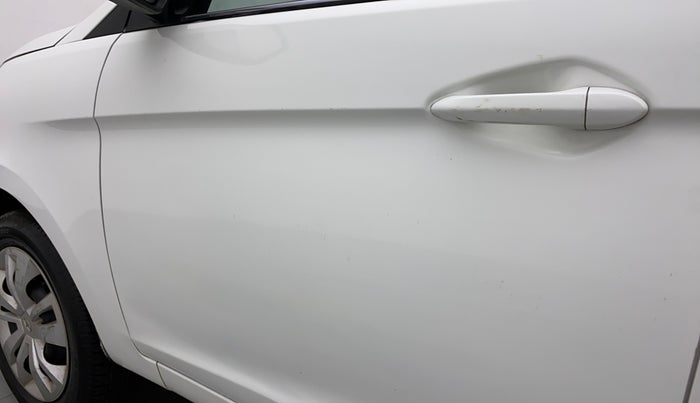2017 Tata Zest XM 90PS DIESEL, Diesel, Manual, 44,998 km, Front passenger door - Paint has faded