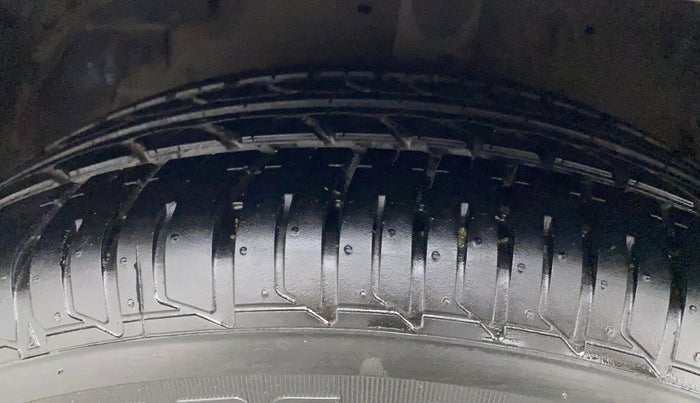 2017 Tata Zest XM 90PS DIESEL, Diesel, Manual, 44,998 km, Left Front Tyre Tread