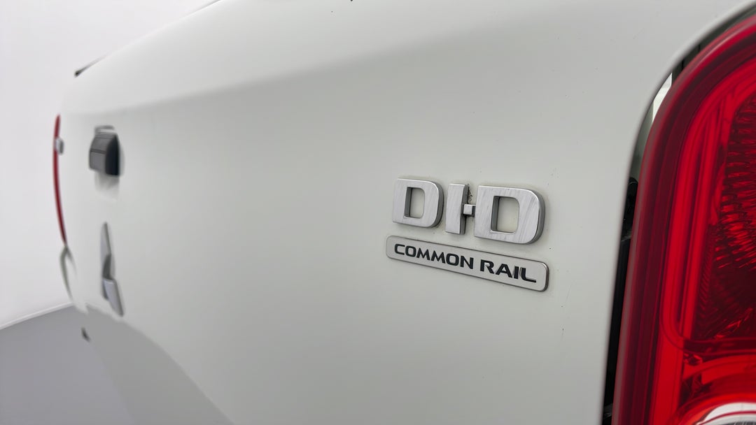 2016 Mitsubishi Triton Glx (4x4), Automatic, 74372 km, Badge (Boot Right Side)