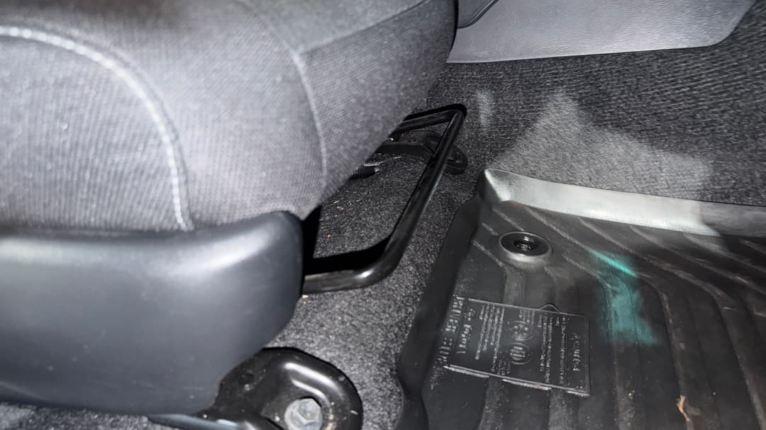 2024 Toyota Hilux Sr5 + Premium Interior (4x4), Automatic, 37112 km, Drivers Side Adjustment Panel