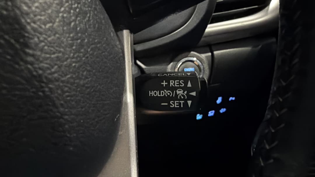 2024 Toyota Hilux Sr5 + Premium Interior (4x4), Automatic, 37112 km, Cruise Control